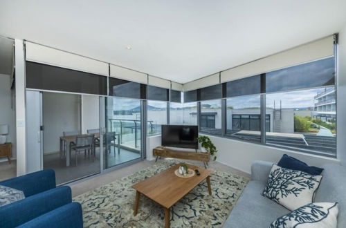 Photo 18 - Accommodate Canberra - Lakefront