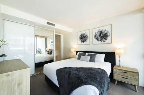 Photo 10 - Accommodate Canberra - Lakefront