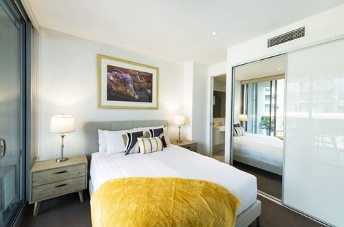 Photo 9 - Accommodate Canberra - Lakefront