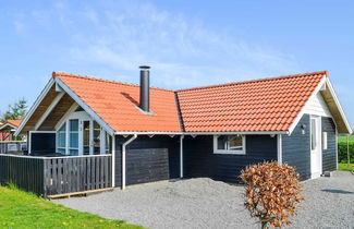 Photo 1 - 6 Person Holiday Home in Hemmet