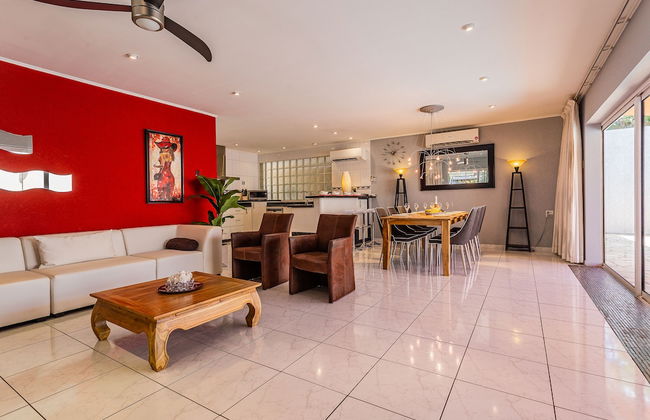 Large Villa With View! Private Pool Free Utilities! - Foto 15
