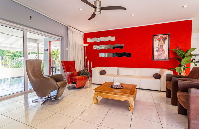 Large Villa With View! Private Pool Free Utilities! - Foto 18