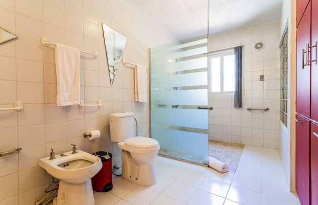 Large Villa With View! Private Pool Free Utilities! - Foto 21