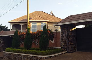 Photo 1 - Inganzi Apartments