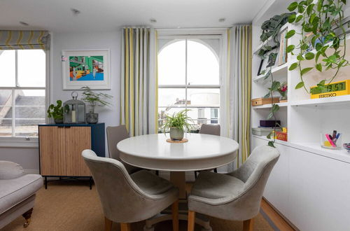 Foto 40 - Spacious 3 Bedroom in Notting Hill With Balcony