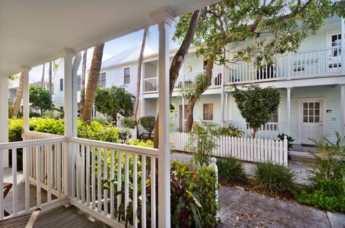 Photo 19 - Beach House Condo by Avantstay Communal Pool Gated Community Great Location Week Long Stays