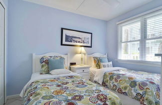 Photo 2 - Beach House Condo by Avantstay Communal Pool Gated Community Great Location Week Long Stays