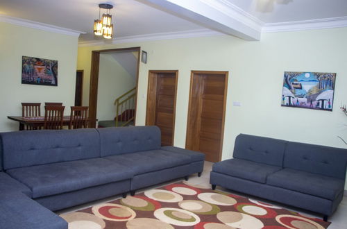 Photo 18 - Room in House - Spacious Private Room @ Myplace