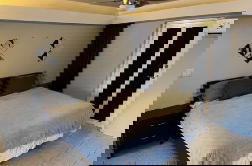 Photo 11 - Genesis Apartments