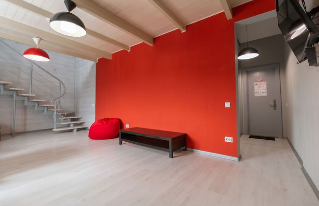 Stories Hub - Photo 44