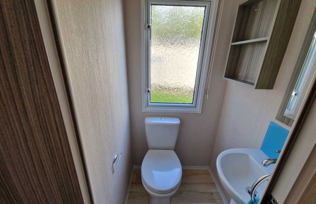 Seaside 8-person Caravan at Rockley Park - Foto 10