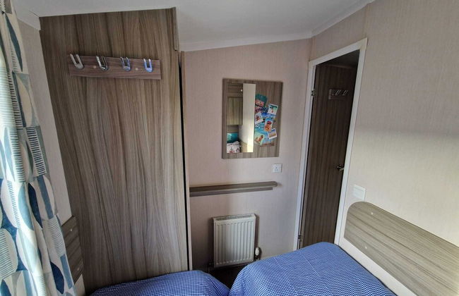 Seaside 8-person Caravan at Rockley Park - Foto 6