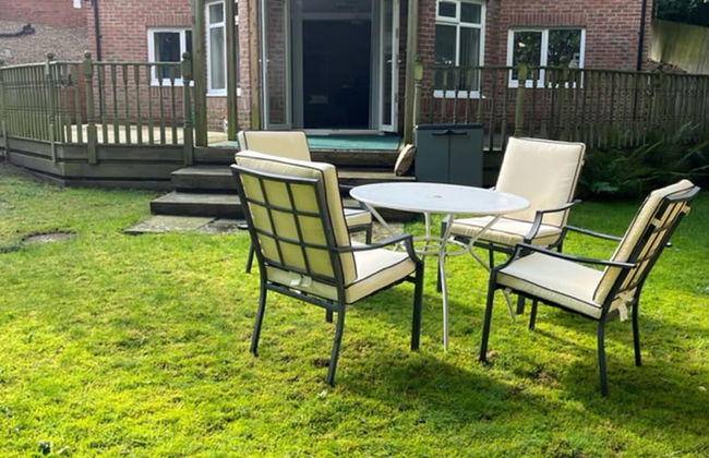 Blaydonburn - Sleeps 4,5 - Parking - Hottub - Yard - Foto 34