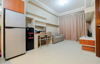 Photo 3 - Great Location 1Br Signature Park Grande Apartment