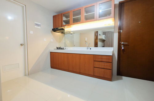 Photo 6 - Great Location 1Br Signature Park Grande Apartment