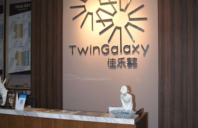 Twin Galaxy Suites - Foto 1