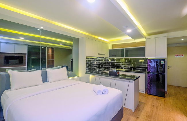 Elegant and Comfy Studio Amethyst Apartment - Foto 3