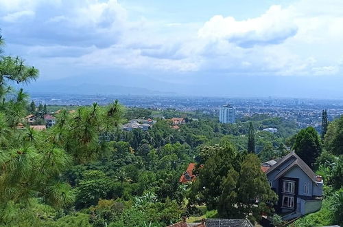 Photo 27 - De Bukit Dago Villa by HouseinBandung