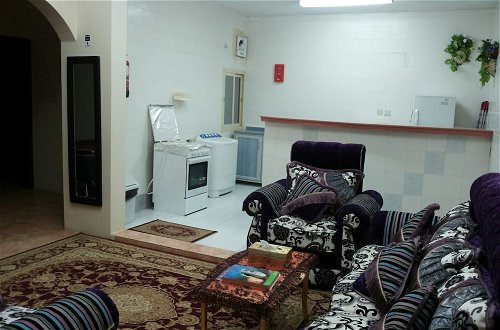 Foto 20 - Al Eairy Furnished Apartments Al Ahsa 4