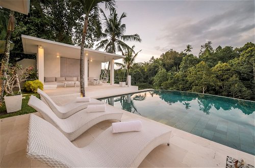 Foto 59 - Limitless Jungle Villas Complex, 5 BR, Ubud With Staff