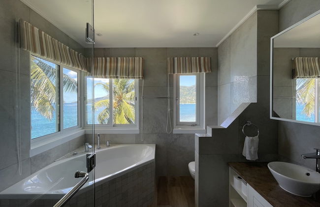 VallonEnd Beach Front Villa - Foto 31