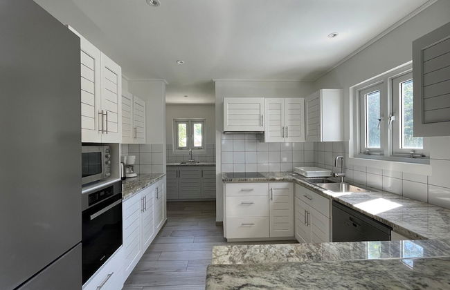 VallonEnd Beach Front Villa - Foto 9