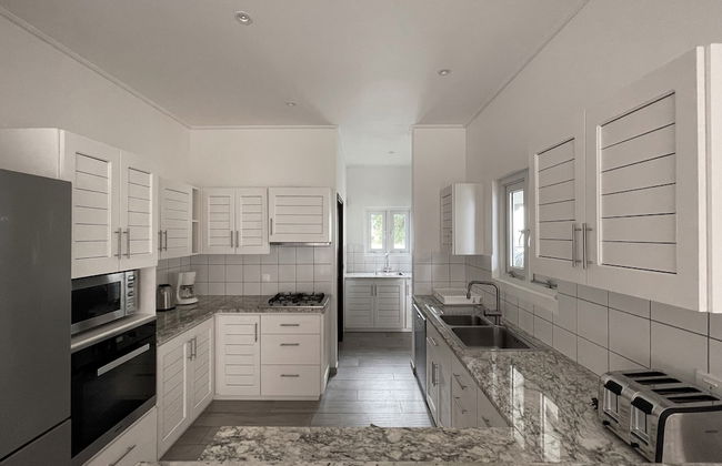 VallonEnd Beach Front Villa - Foto 11