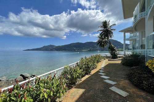 Photo 42 - VallonEnd Beach Front Villa