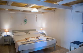 Foto 2 - Cozy Studio for 2 Guests With 1 Child or 3 Adults - Walking Distance to Beach