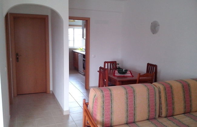 Albufeira 1 Bedroom Apartment 5 min From Falesia Beach and Close to Center! D - Foto 10