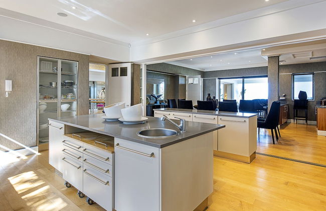 Clifton YOLO Spaces – Clifton Mansion Villa - Foto 58