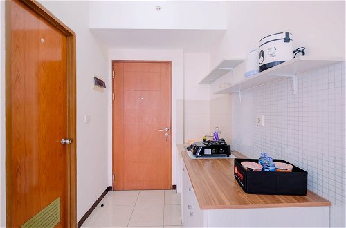 Photo 10 - Simple Furnished Studio Apartment at Maple Park