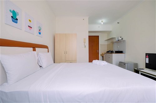 Photo 2 - Simple Furnished Studio Apartment at Maple Park