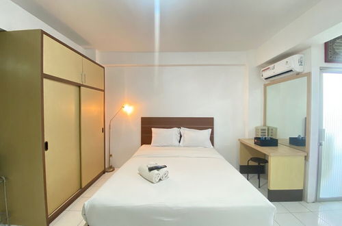 Photo 1 - Spacious Studio Room with Sofa Bed at Emerald Towers Apartment