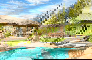 Foto 2 - Secluded Estate Exclusive Views of Wine Country + Private Home Theater Twilight Vines by Avantstay