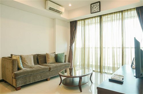 Foto 9 - Homey with Private Lift 2BR Apartment at St. Moritz Puri near Mall