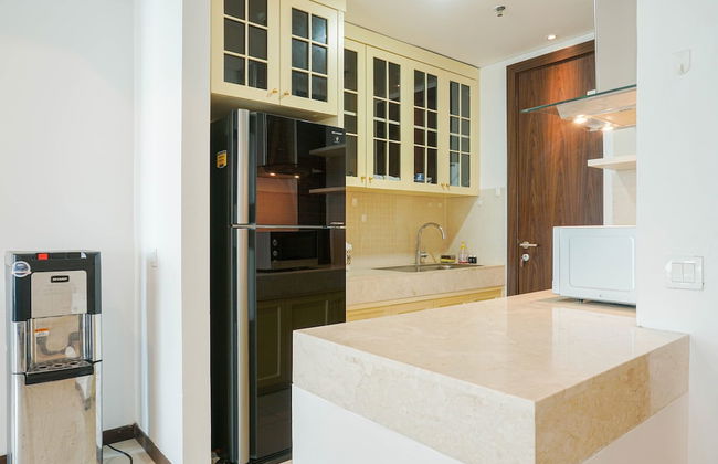 Homey with Private Lift 2BR Apartment at St. Moritz Puri near Mall - Foto 8