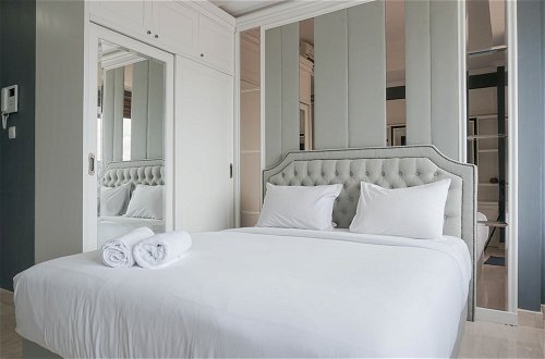 Photo 4 - Comfy and Wonderful Studio Menteng Park Apartment