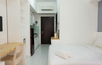 Photo 3 - Best Price Studio at Casa De Parco Apartment