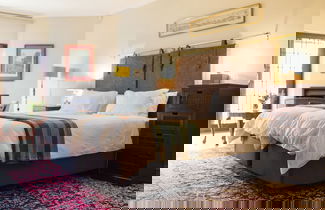 Photo 2 - Portland Manor