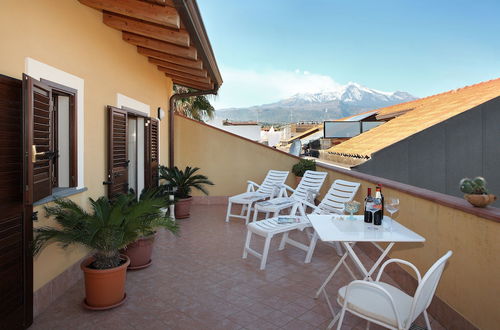 Photo 1 - Sicilia Etna Mare Adriana Casa Vacanze Apartment One Bedroom