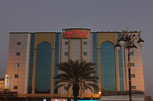 Foto 1 - Tabuk Ramada Aparthotel