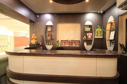 Photo 3 - Viswa Service Apartments