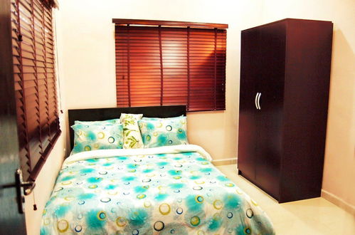 Photo 5 - Wendo Court Apartments