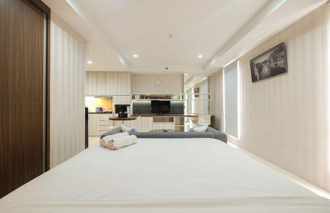 Elegant and Comfy Studio Azalea Suites Apartment Cikarang - Foto 2