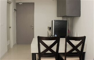 Foto 1 - High Floor And Comfy 1Br At Vasanta Innopark Apartment