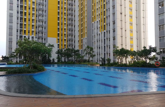 Restful And Functional Studio Apartment At Springlake Summarecon Bekasi - Photo 15