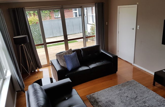 Outdoor Living in Christchurch - Photo 16