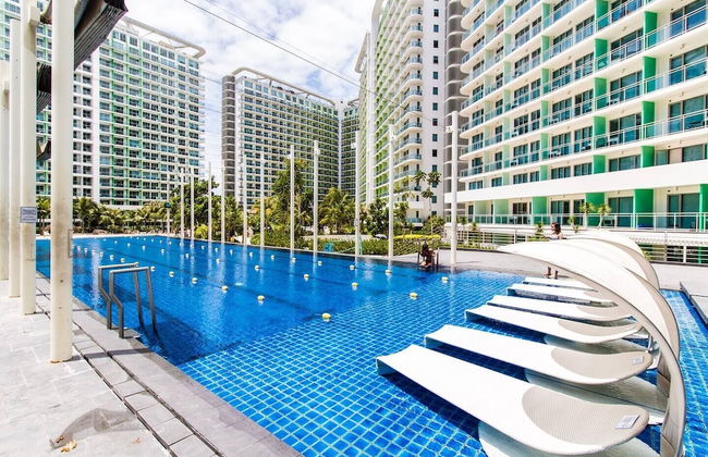 Azure Urban Resort by Adam's Crib - Photo 71