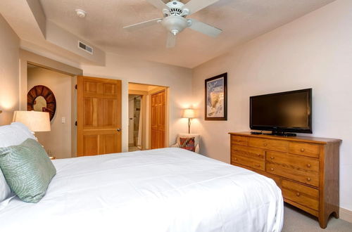 Photo 14 - Town Pointe 3 BedroomsTPC-102C by KBM